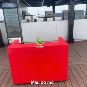 Sơn 2K đa năng trên nhựa composite màu đỏ mờ