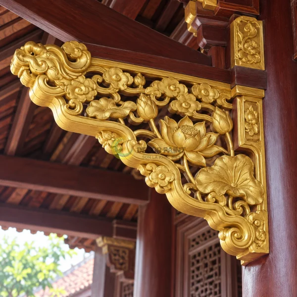 Sơn nhũ vàng 24K A11 tôn vinh vẻ đẹp đền thờ — Chi tiết con sơn chạm khắc